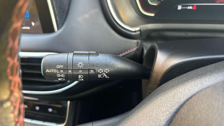 MG Hs 1.5 T-GDI Exclusive 5dr Petrol Hatchback